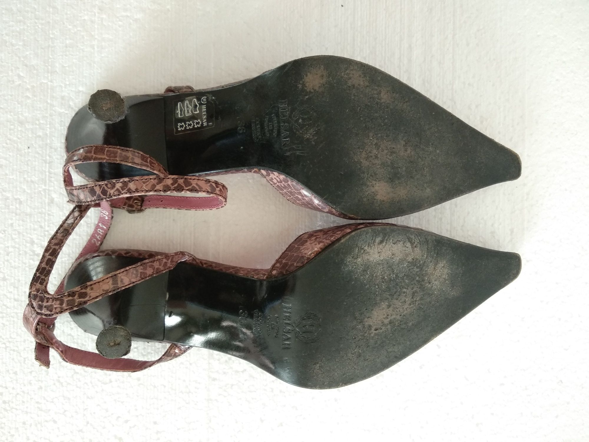 Sapatos Helsar 36
