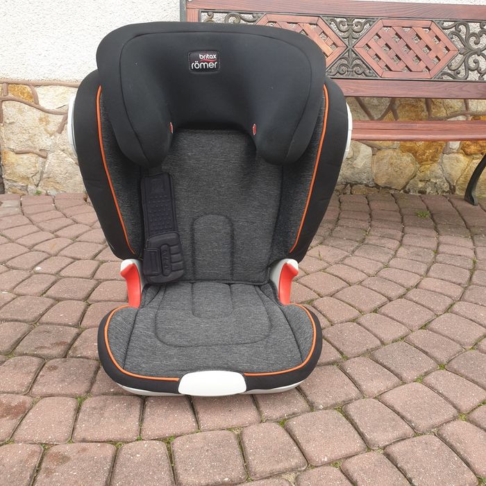Fotelik Britax Romer Kidfix XP Sict BR 15-36 kg Isofix
