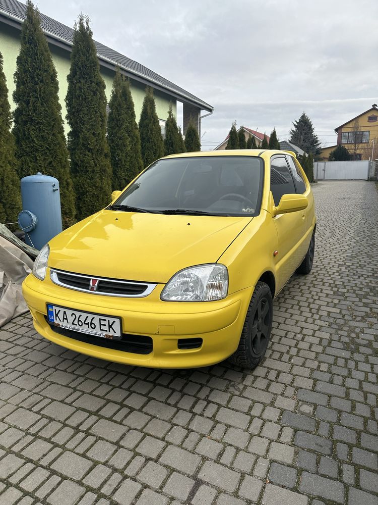 Продам Honda logo 1999