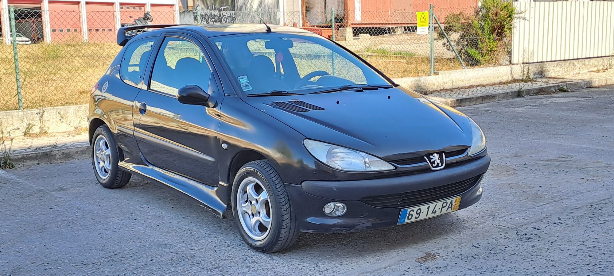 Peugeot 206 189,000 kms 2000