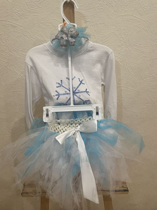 Комтюм снежинки 3 года