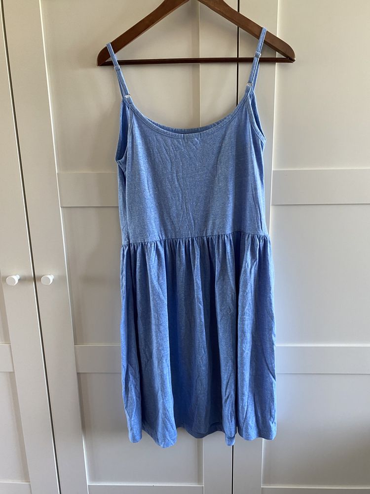 Błękitna sukienka gap