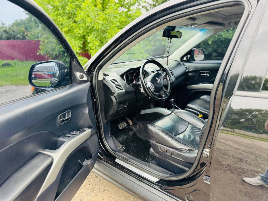 Mitsubishi Outlander XL 2007 3.0 газ/бензин автомат варіатор міцубісі