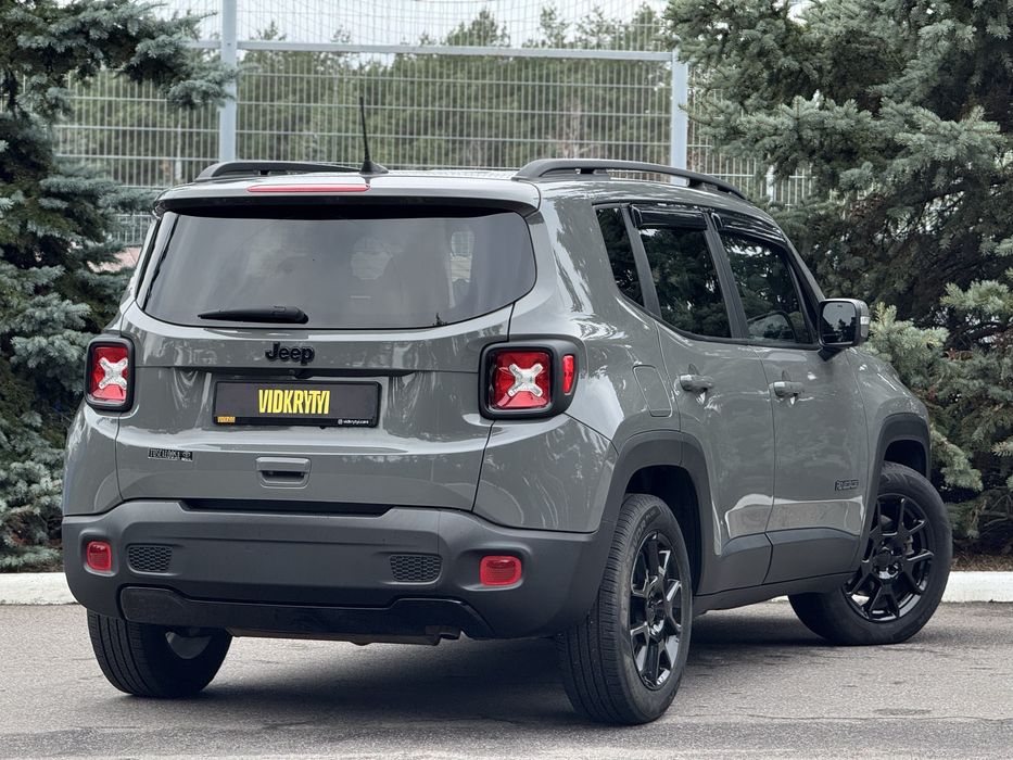 Jeep Renegade 2020 року 2.4 бензин автомат передній привід 79т.км.