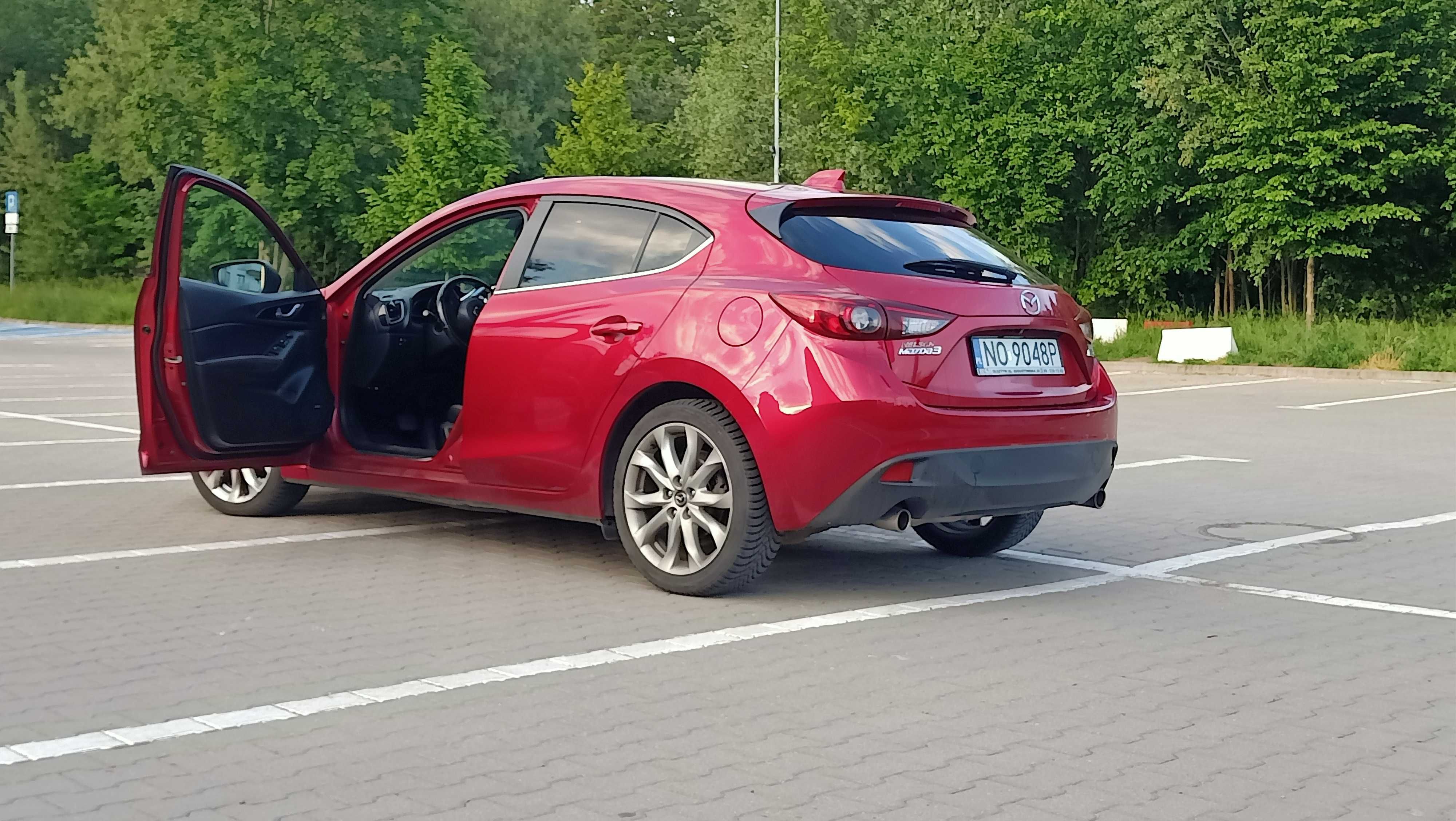 Sprzedam Mazdę 3 GT SKYLINE  r. 2015 Wersja amerykańska