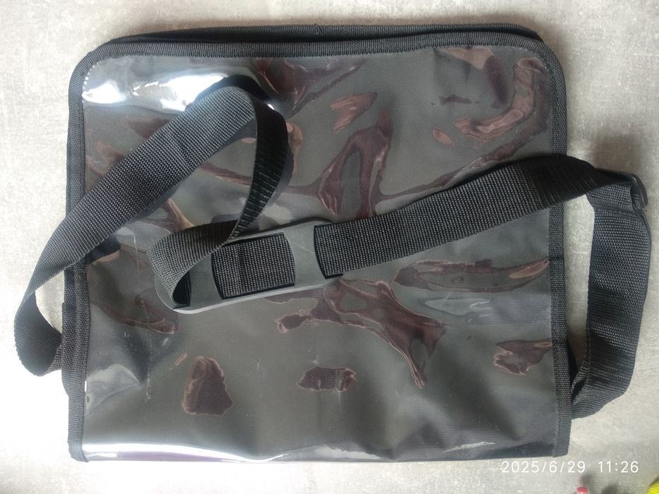 Сумки для великого,маленького ноутбука, навчання. Стан нових.