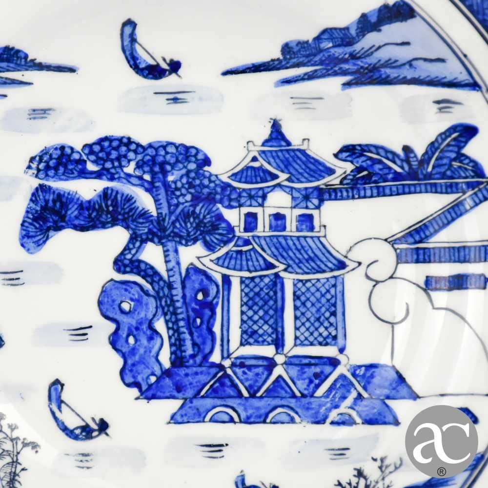 Prato fundo porcelana da China, decoração Cantão, Circa 1970 - 23 cm