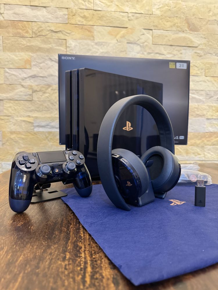 Play Station 4 PRO Limited Edition 500 Million 24034/5000
