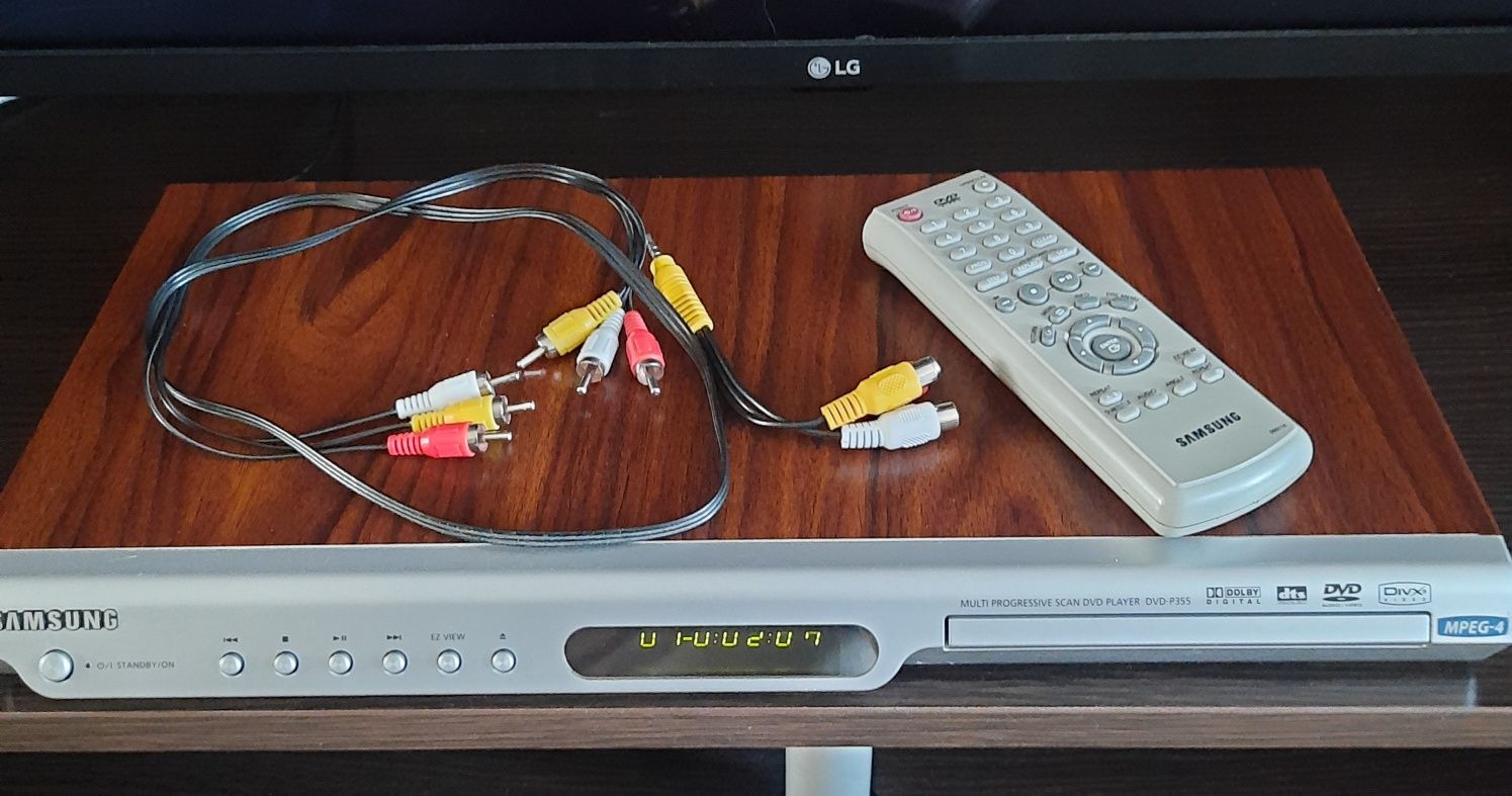 DVD плеєр Samsung DVD-P355