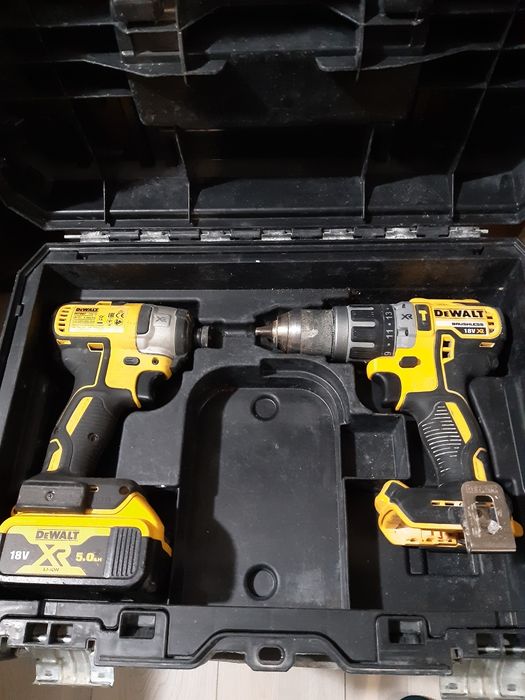 Zakrętarka plus wkrętarka dewalt