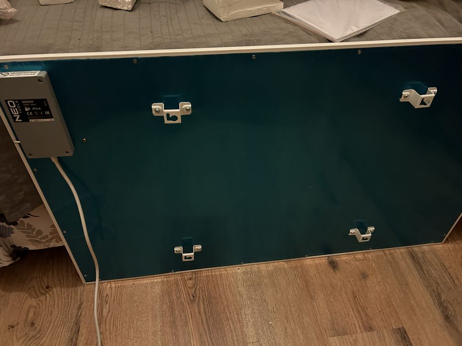 Інфрачервоний обігрівач NEO Tools 600W 90-103