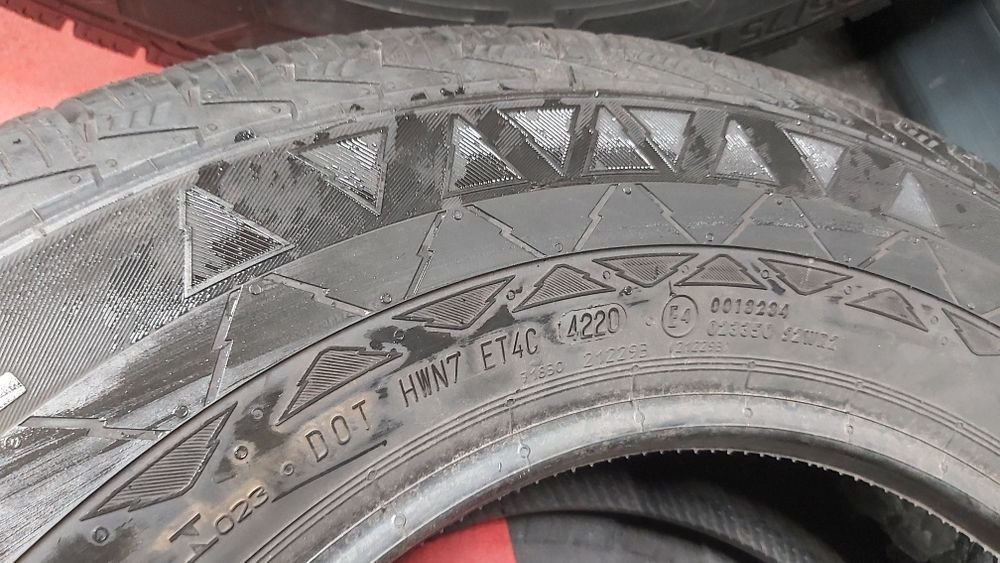 Nowe zimowe  Continental VanContactWinter 205/75 R16C
