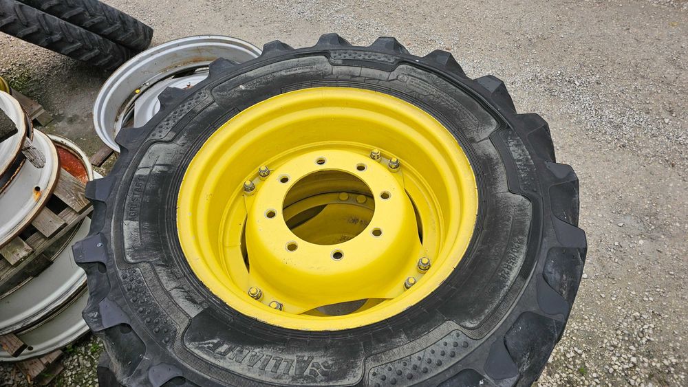 Koła 8.3-24 9.5-24 11,2-24 12.4-24 280/85R24 320/85r24 320/70R24 inne