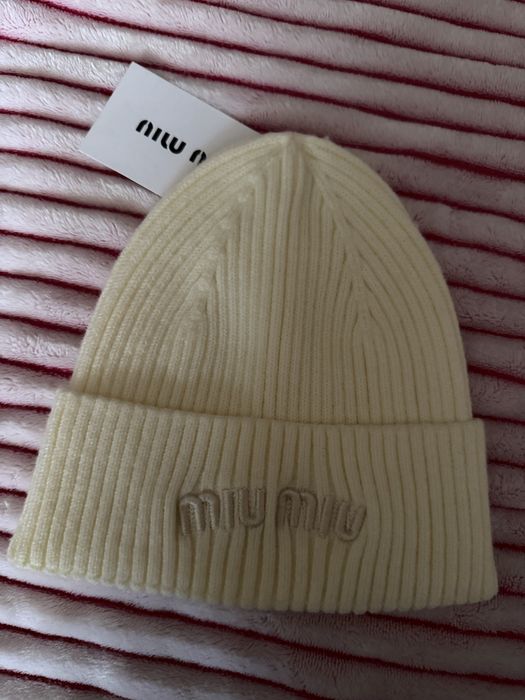 Шапка miu miu жіноча