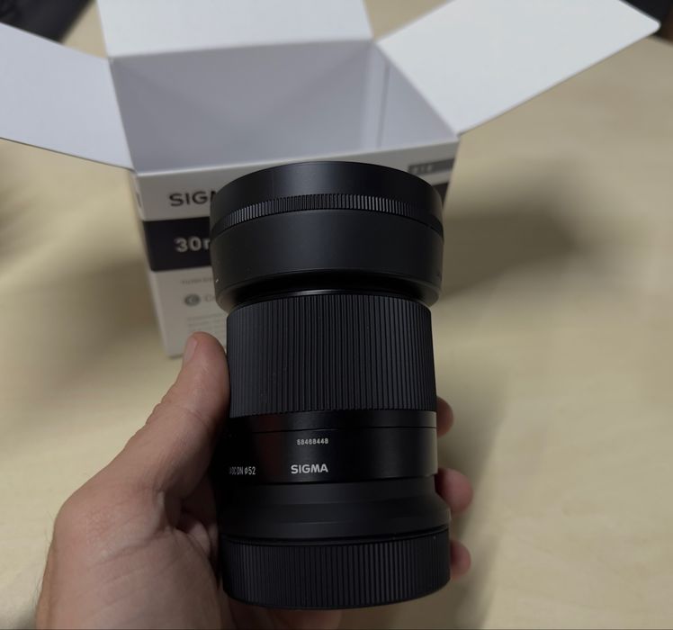 Sigma 30mm f/1.4 DC DN Contemporary RF-mount (для Canon)