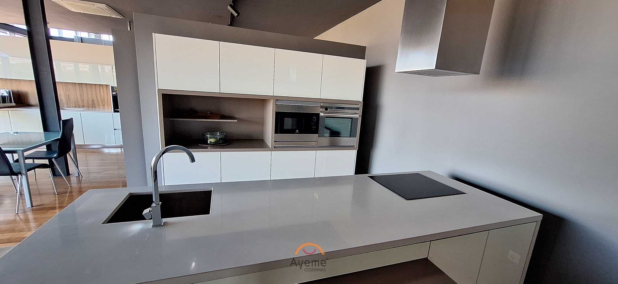 Cozinha completa (modelo de showroom)