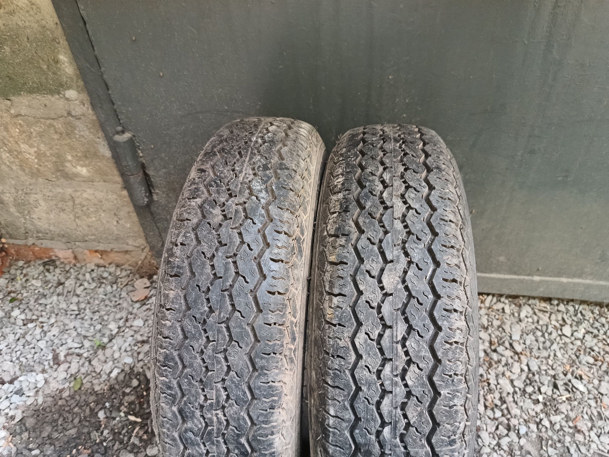 Продам пару колес 175/70 R14