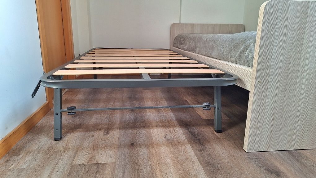 Cama de solteiro dupla