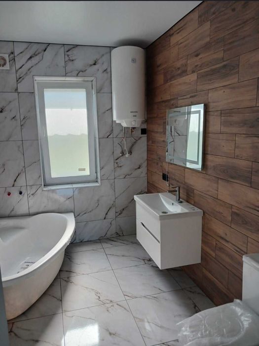 Будинок з РЕМОНТОМ та ГАЗОМ +5 соток +навіс м.Бориспіль