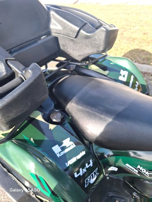 Продам квадроцикл Kavasaki 750