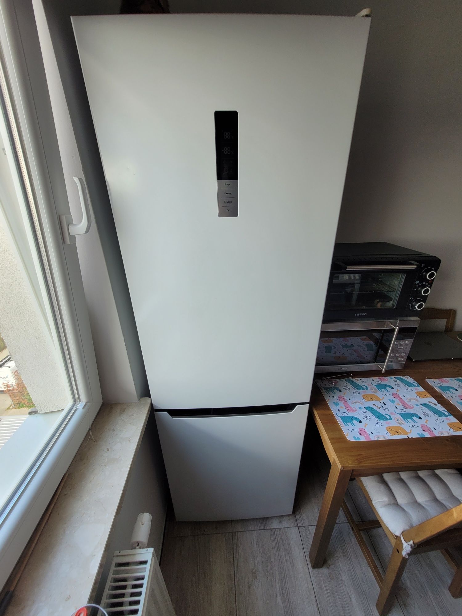 Lodówka Amica Total NoFrost A+