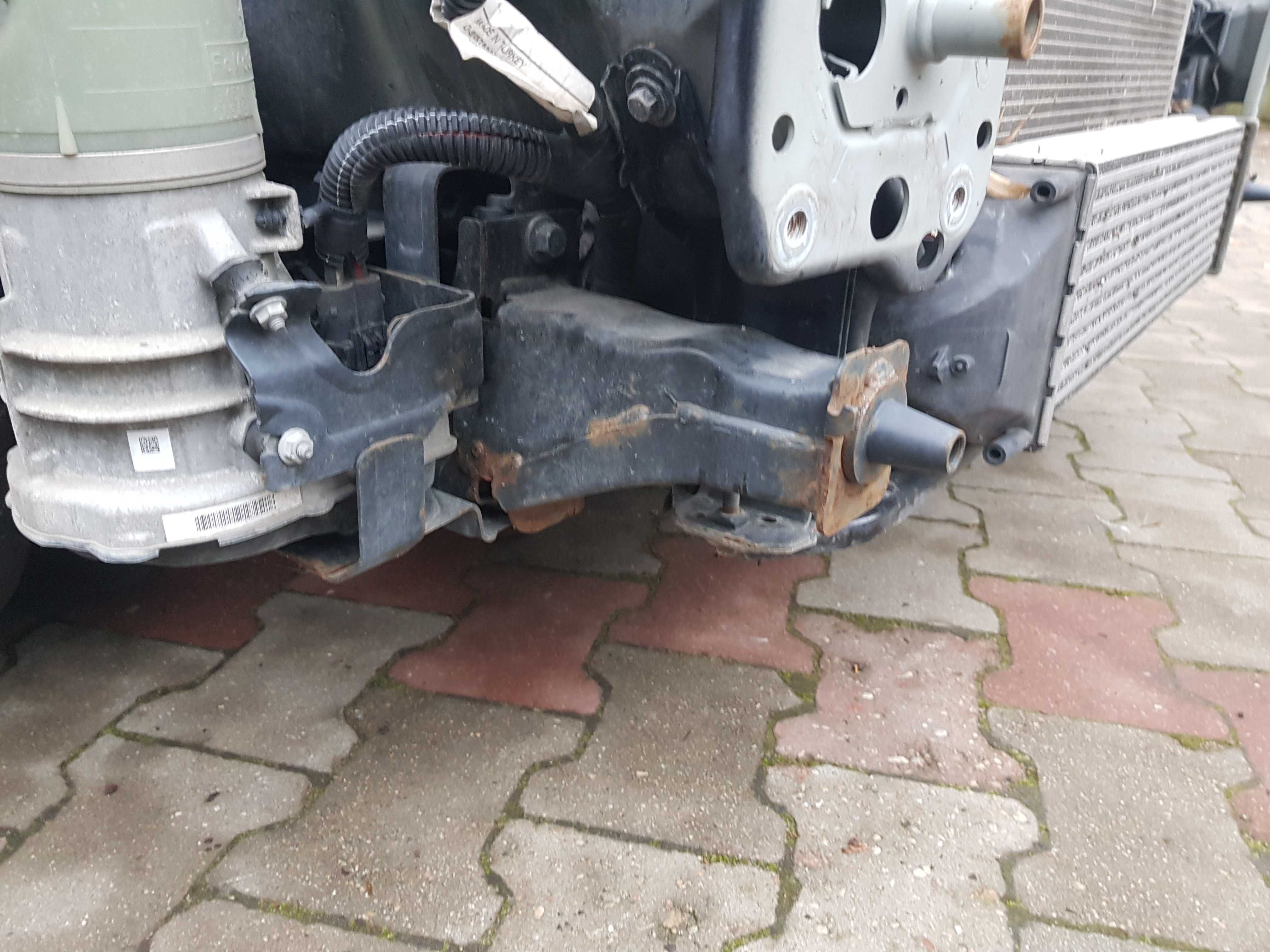VOLVO S60 Kieł Wspornik Belki Strefa Zgniotu Lewy i Prawy Komplet Lift
