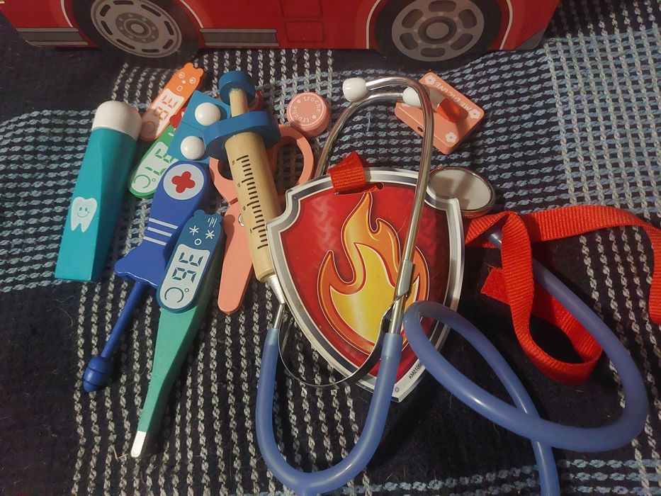 Набір лікаря дерево щенячий патруль