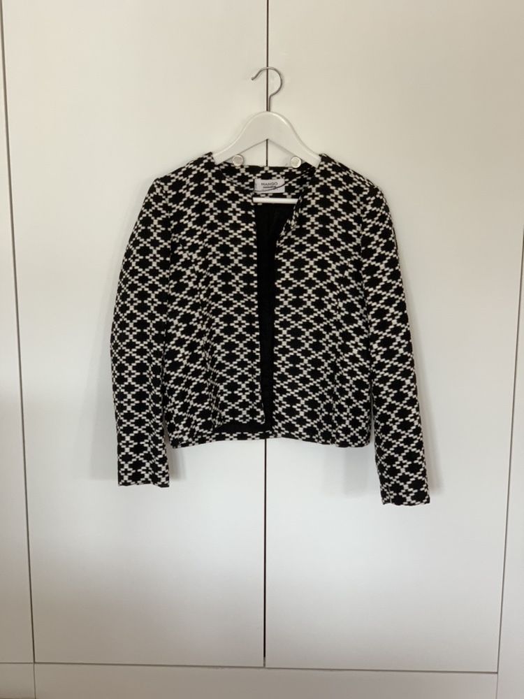 Vendo Casaco Mango NOVO