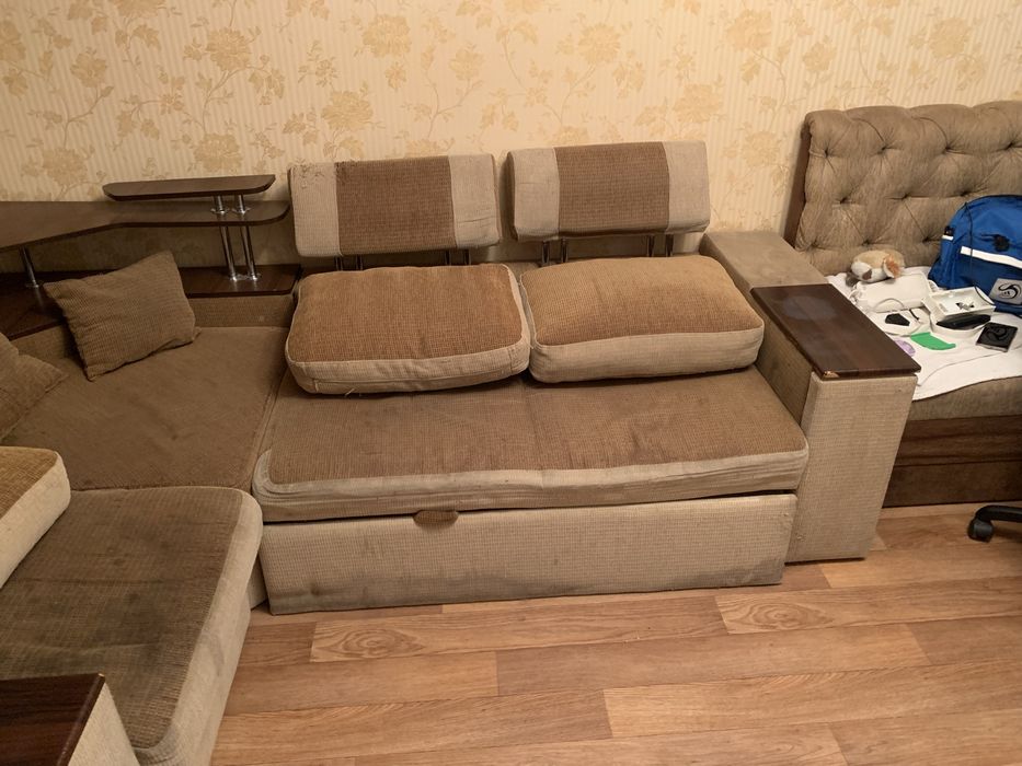 продам уголок розкладний