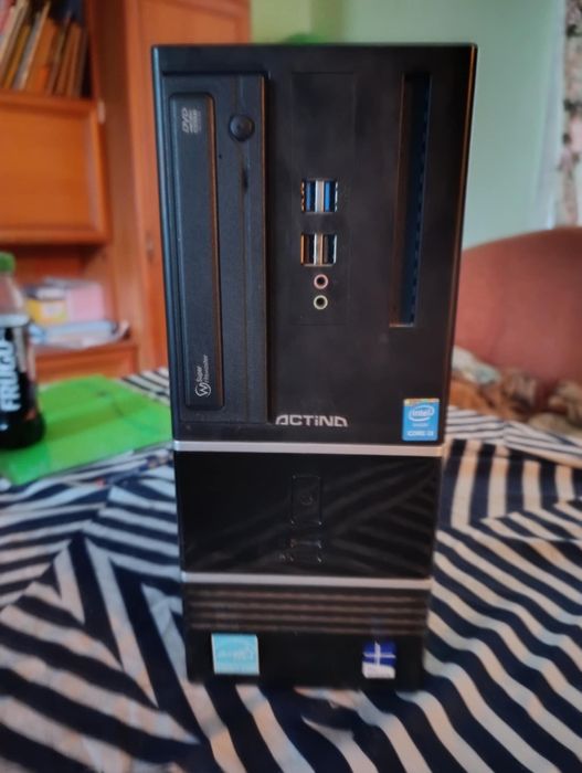 Komputer Firmy actina