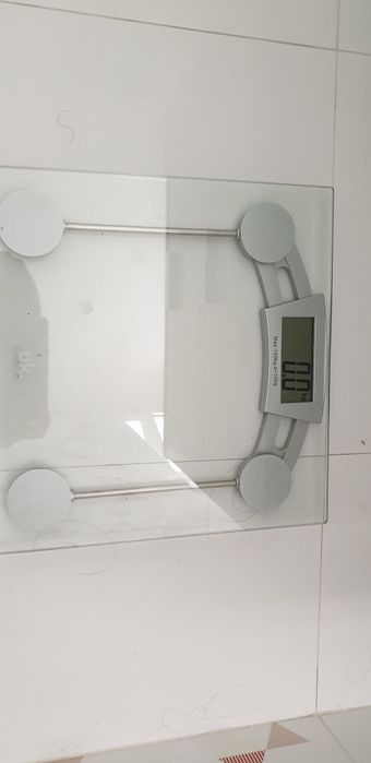 Balança de casa de banho eletronica