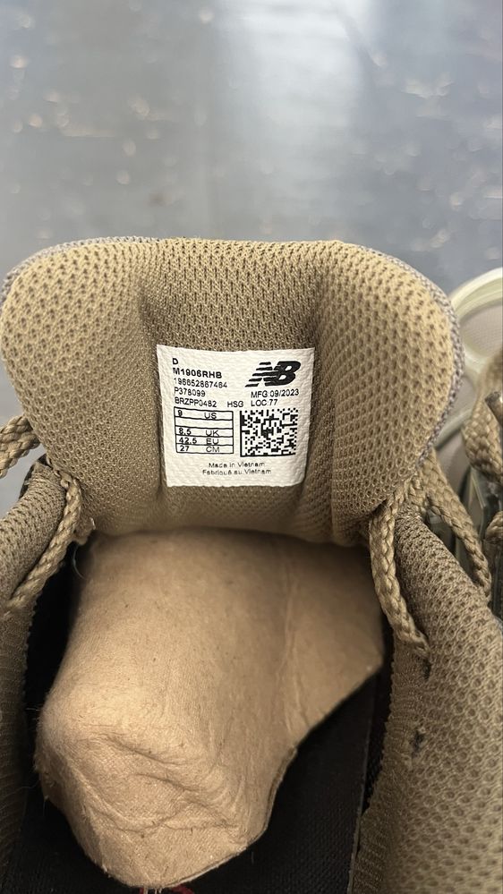 New Balance M1906RHB - Us 9 (42,5) Оригінал