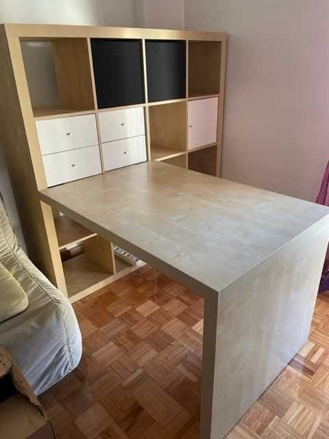 Vendo Estante com mesa para escritório praticamente novo