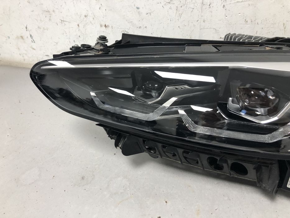 Фара передня ліва BMW i4 G26 63119851039 2021-