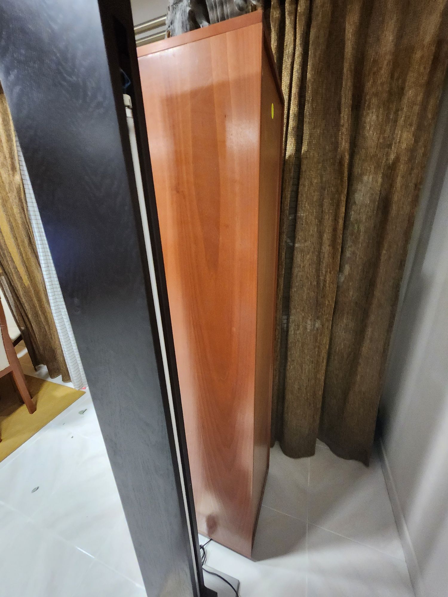 Candeiro vertical Wengue