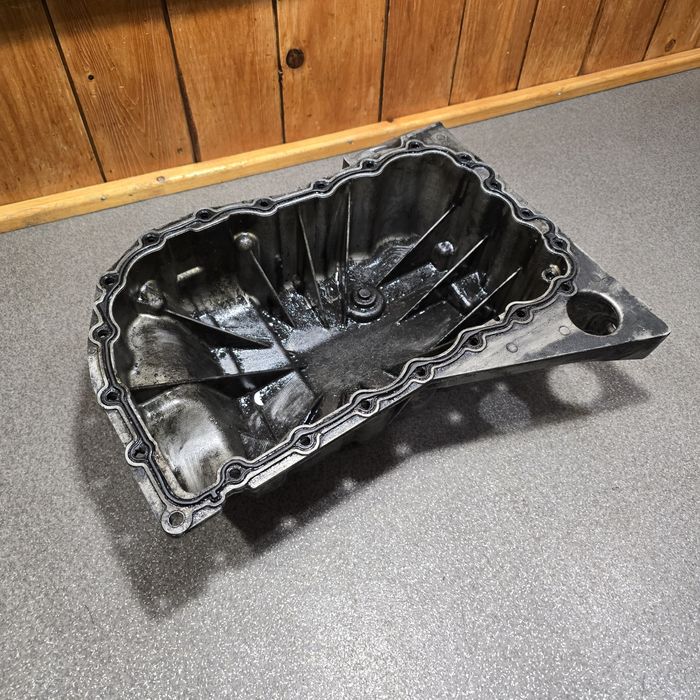Піддон двигуна 1.9cdi F9K Renault Trafic, Scenic 2,Megane 2, Laguna 2