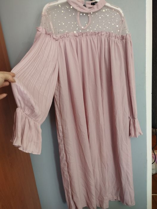 Pudrowo różowa długa sukienka Shein XL róż