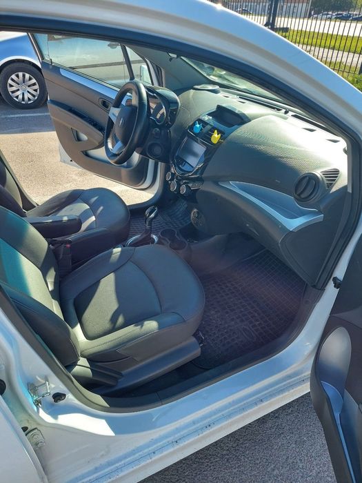 Chevrolet (шевроле) spark