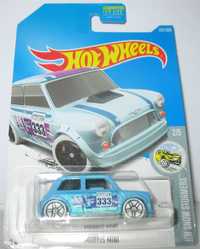 Hot Wheels - Morris Mini (azul claro longo - 2017)