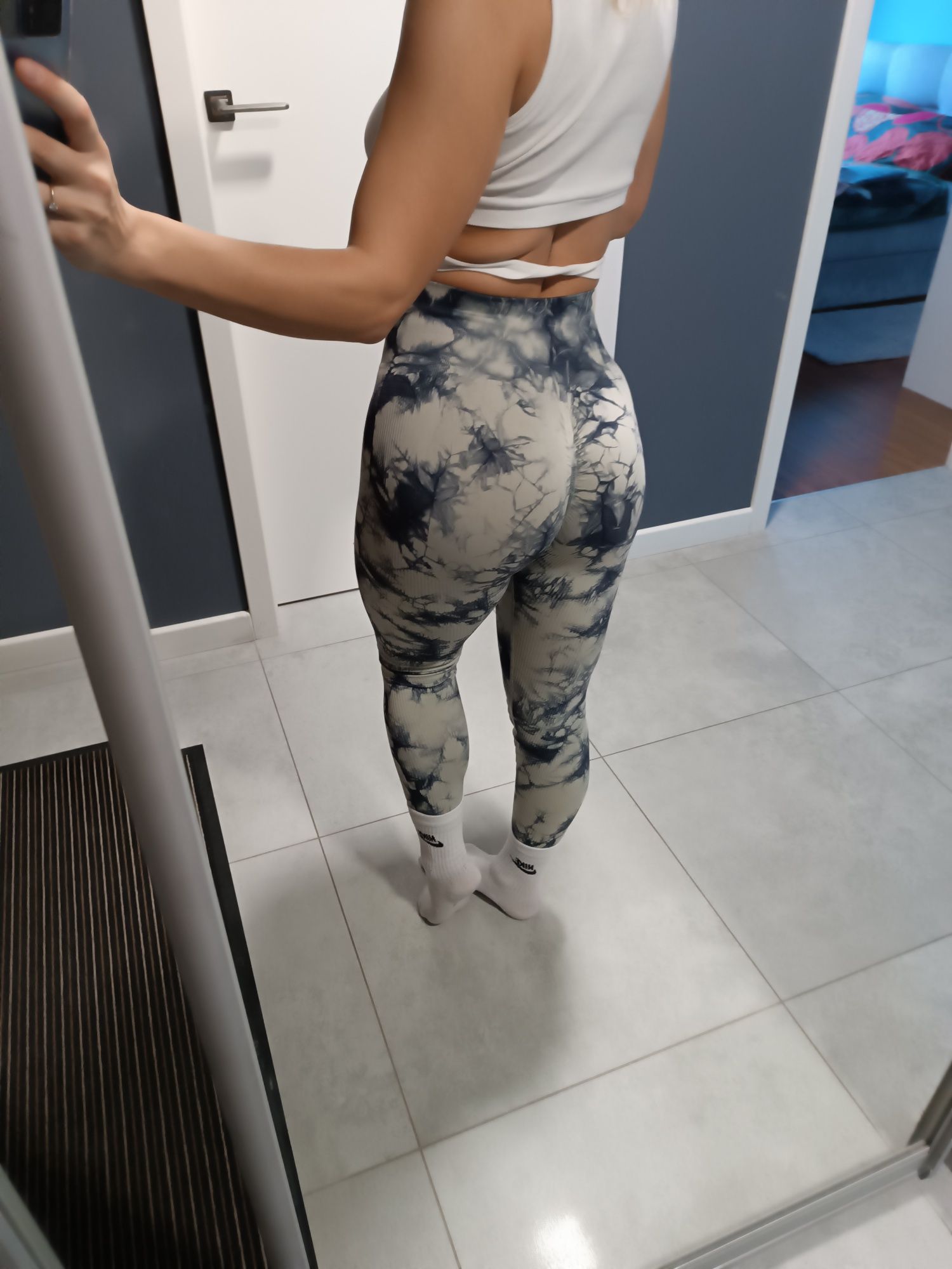 Barwione legginsy wysoki stan push up S nowe