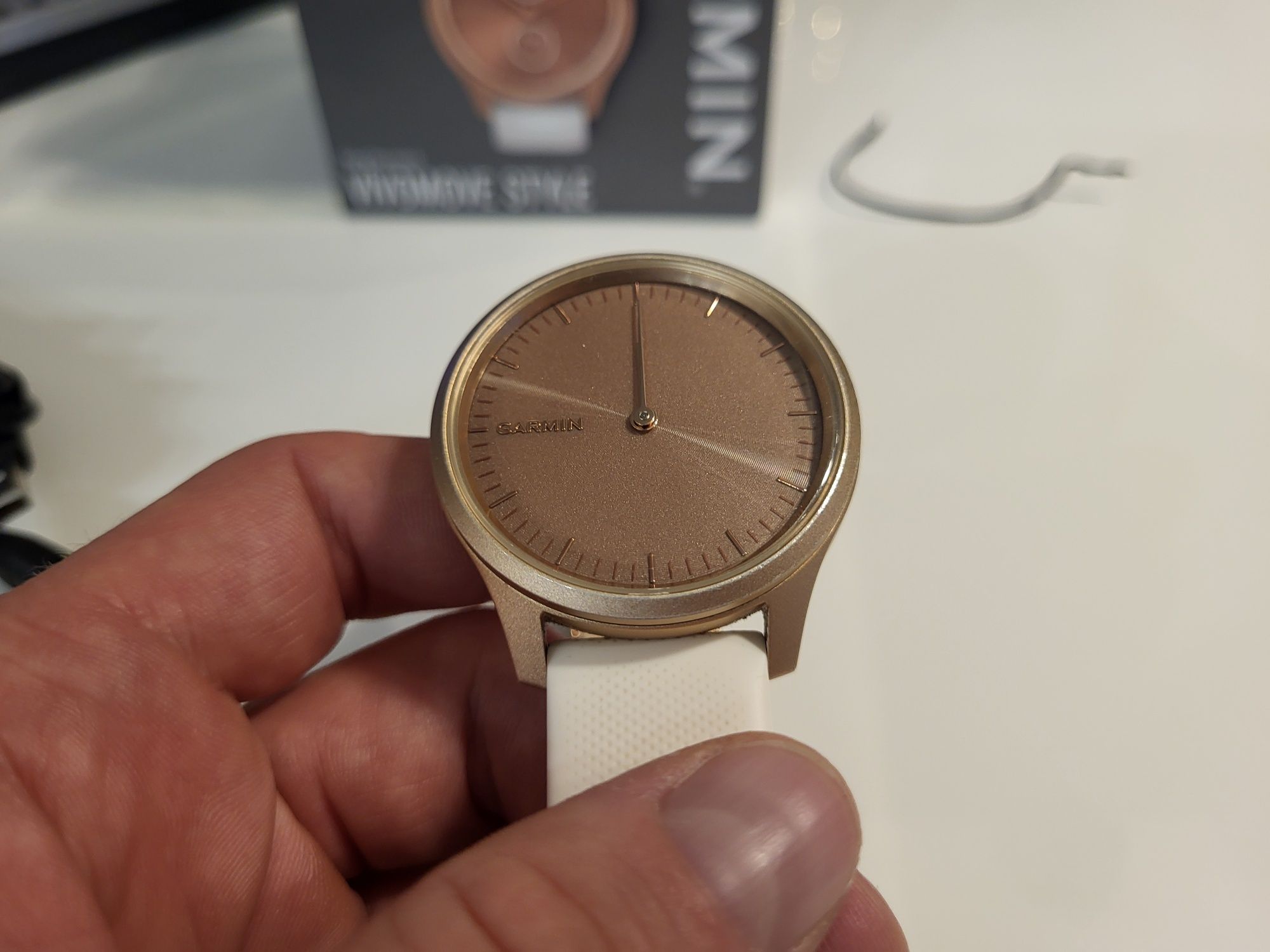 Garmin Vivomove Style