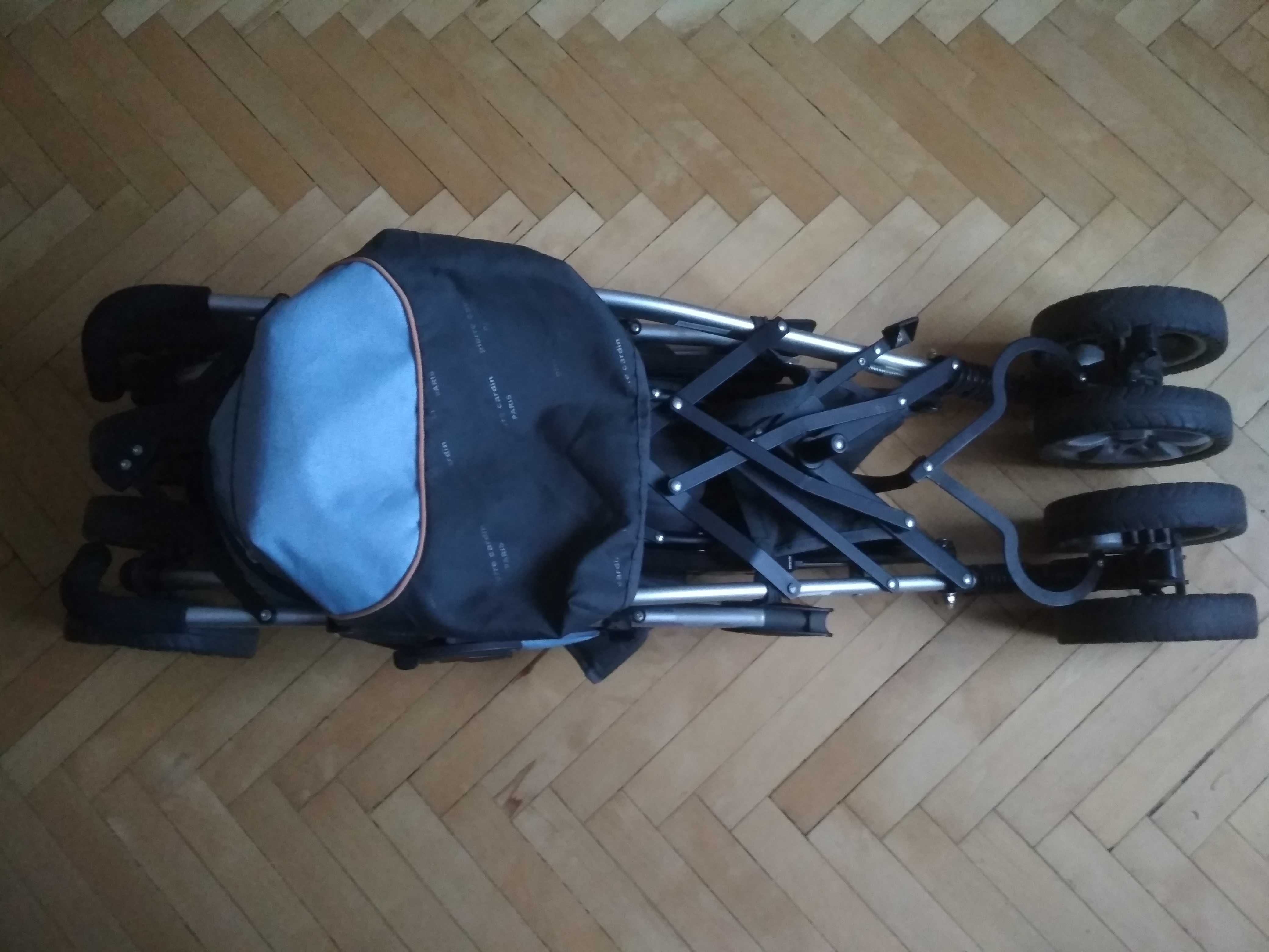 wózek spacerówka Pierre Cardin niebieski solidny składany z koszem