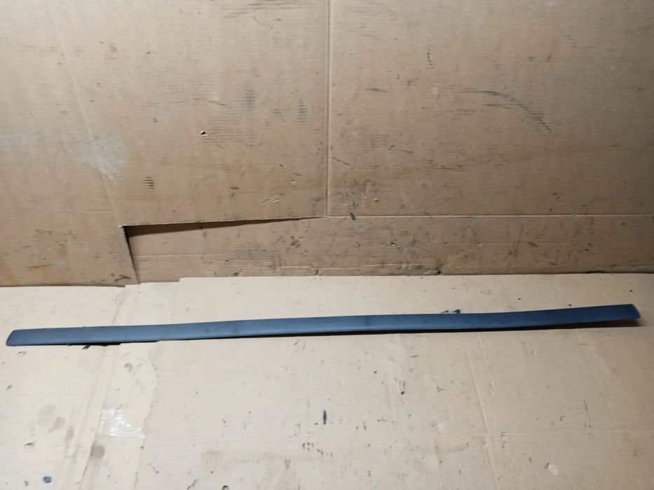 Listwa drzwi prawy przód przednia prawa VW Golf IV 4 5D 1J4853516