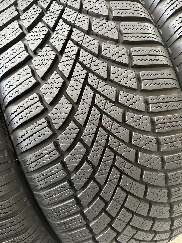 235/55/18 R18 Bridgestone Blizzak LM005 XL 4шт зима