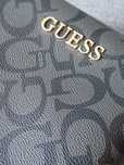 Torebka saszetka Guess