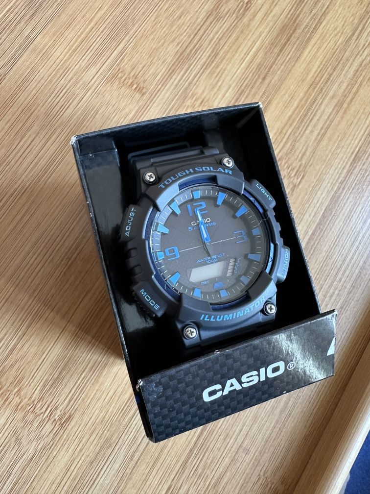 CASIO aq-s810w-1avef часы