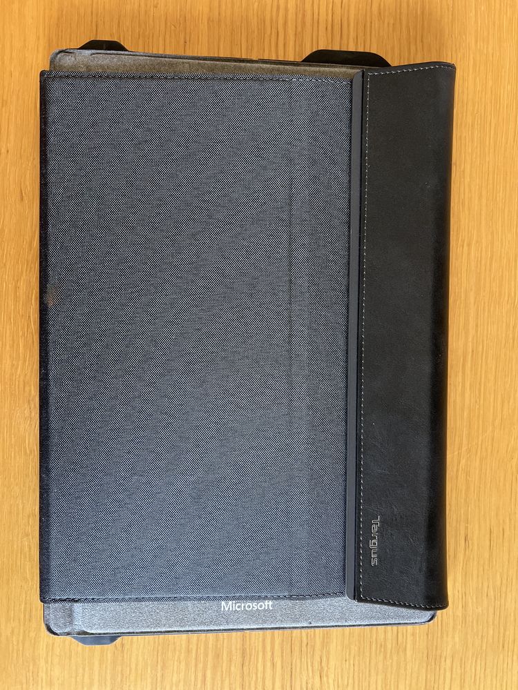 Etui microsoft surface Targus