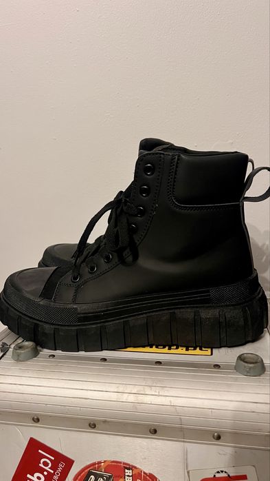 Buty wiązane, półbuty