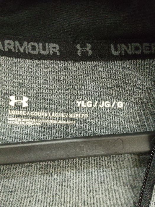 Bluza na suwak z kapturem Under Armour rozm 158-164 stan bdb