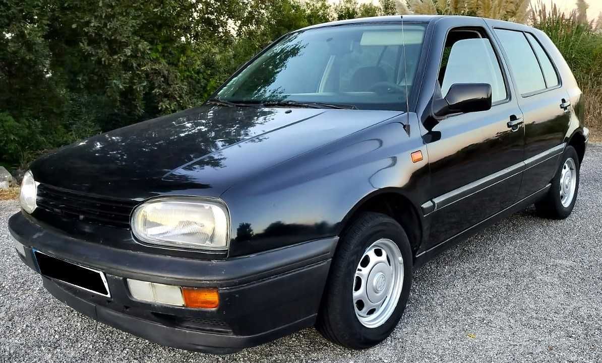 Vw Golf 1.4i - Direcção Assistida / Bom Estado